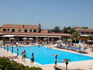 © Villaggio Turistico La Cecinella